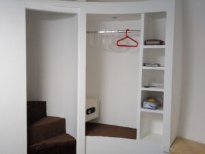 дом-шар внутри фото — функциональное зонирование